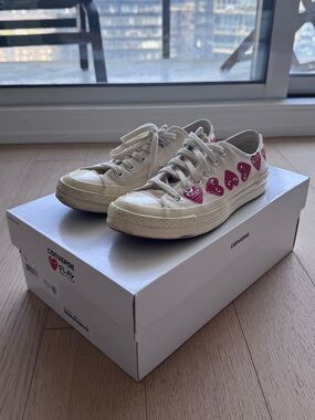 Converse Cream Canvas Low-Top Sneakers with Pink Heart Motifs